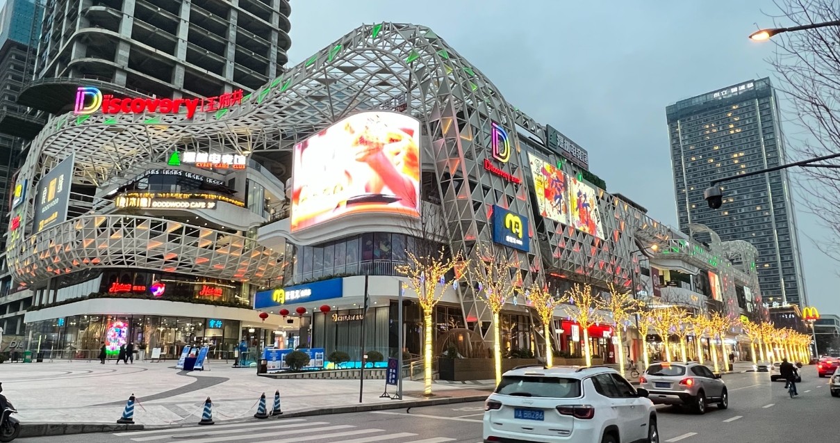 �ɶ�����ɭ����ballbet����Discovery