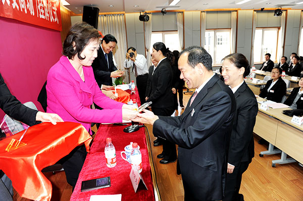 ballbet������(�й�)����ɭ����