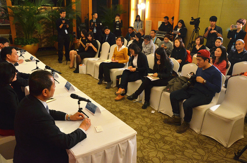 ballbet������(�й�)����ɭ����