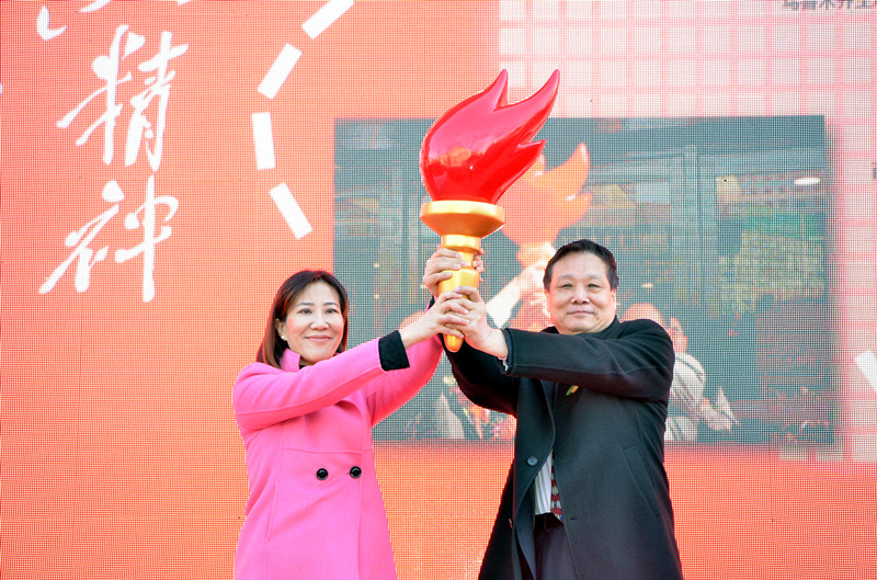 ballbet������(�й�)����ɭ����