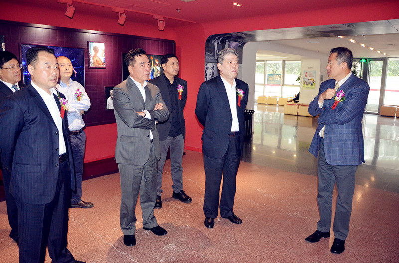 ballbet������(�й�)����ɭ����