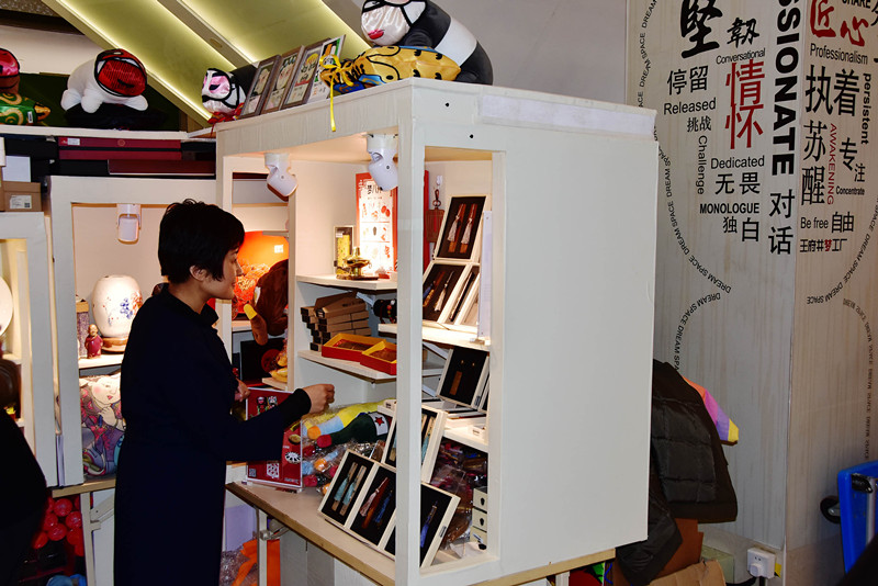 ballbet������(�й�)����ɭ����