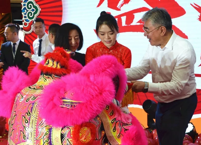 ballbet������(�й�)����ɭ����