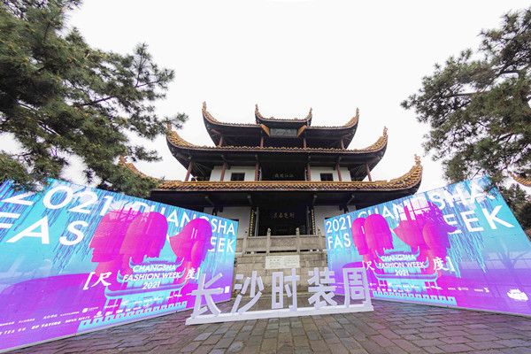 ballbet������(�й�)����ɭ����