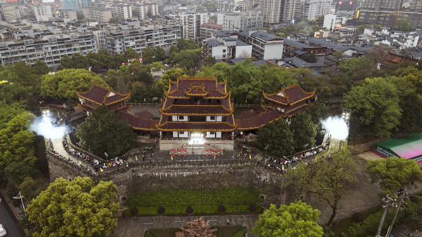 ballbet������(�й�)����ɭ����