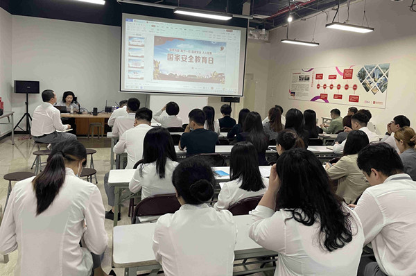 ballbet������(�й�)����ɭ����