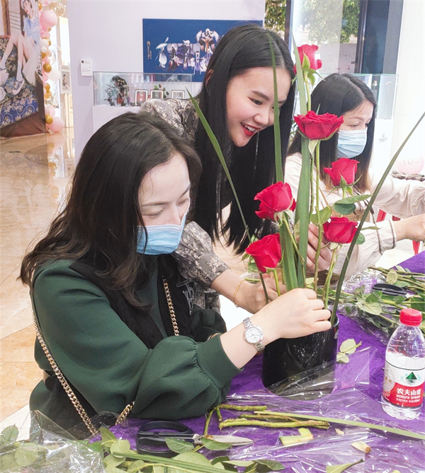 ballbet������(�й�)����ɭ����