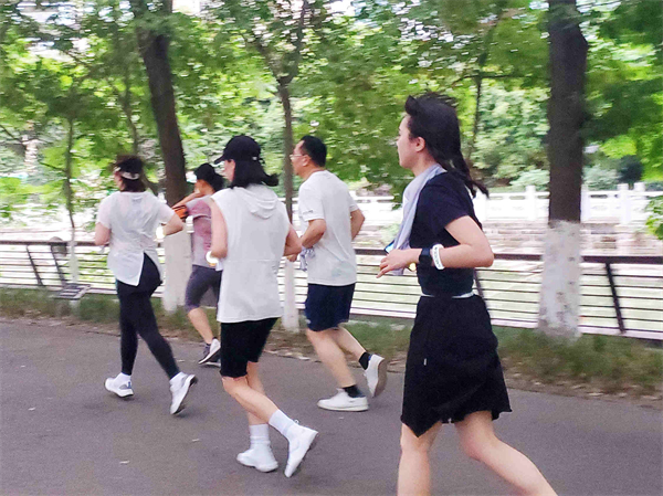 ballbet������(�й�)����ɭ����