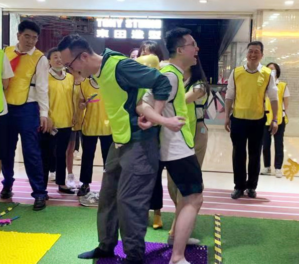 ballbet������(�й�)����ɭ����