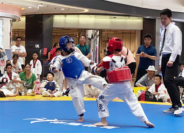 ballbet������(�й�)����ɭ����