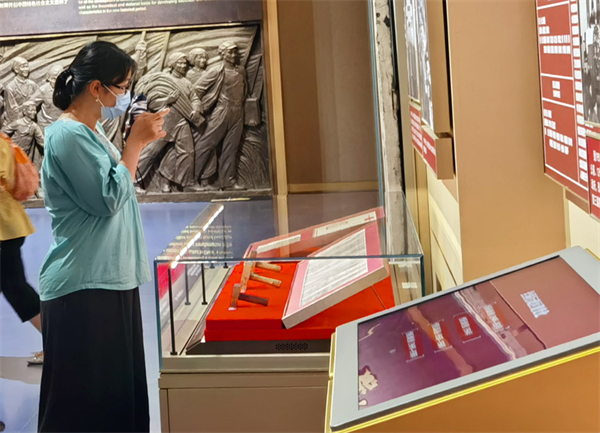 ballbet������(�й�)����ɭ����