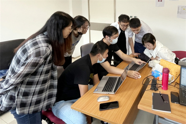 ballbet������(�й�)����ɭ����