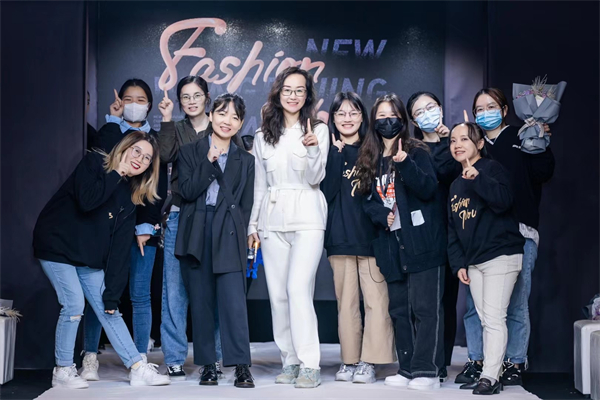 ballbet������(�й�)����ɭ����