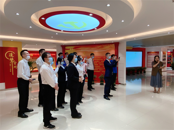 ballbet������(�й�)����ɭ����