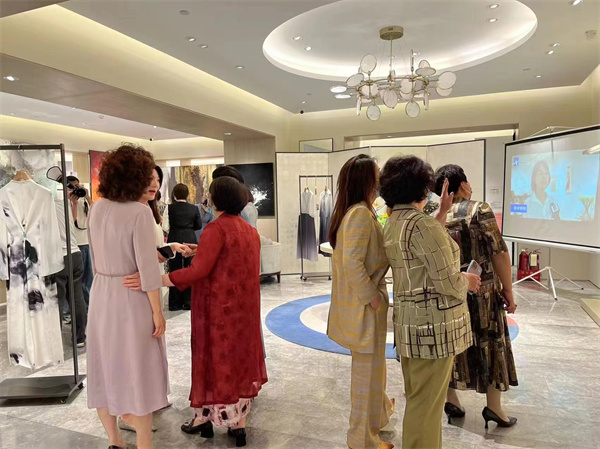 ballbet������(�й�)����ɭ����