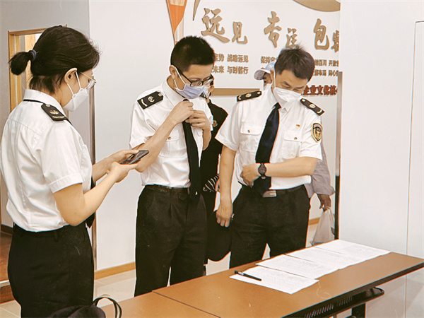 ballbet������(�й�)����ɭ����