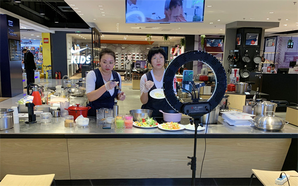 ballbet������(�й�)����ɭ����