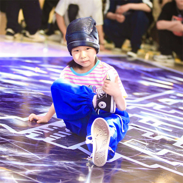 ballbet������(�й�)����ɭ����