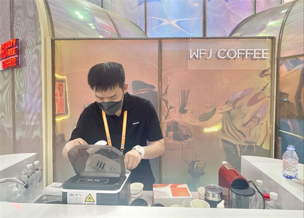 ballbet������(�й�)����ɭ����