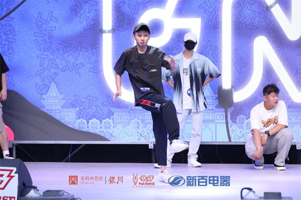 ballbet������(�й�)����ɭ����