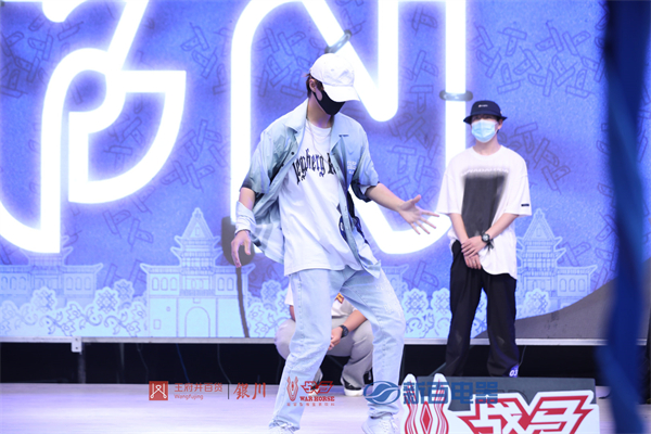 ballbet������(�й�)����ɭ����