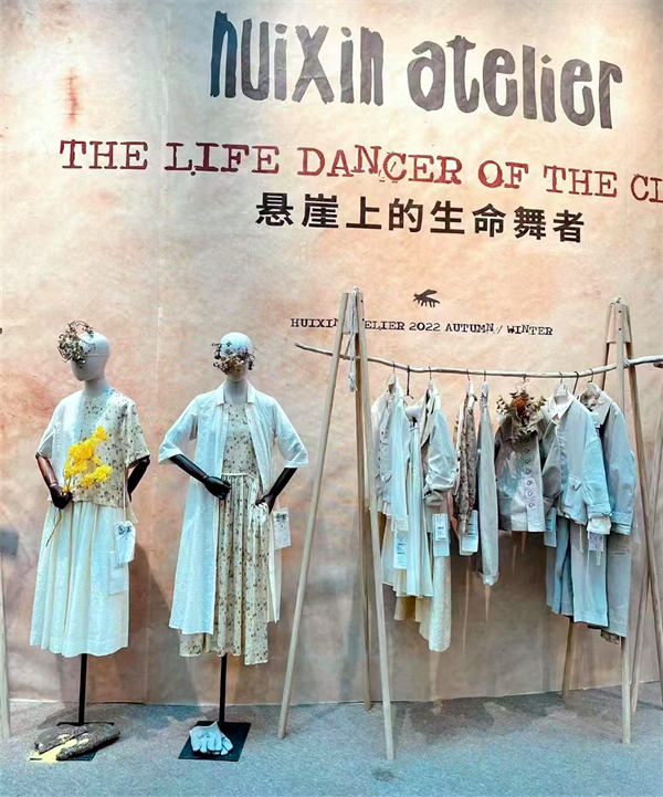 ballbet������(�й�)����ɭ����