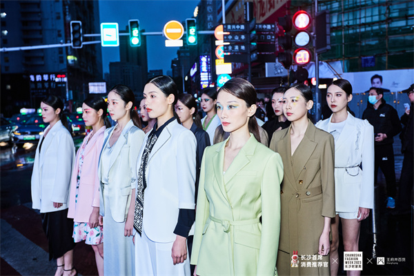 ballbet������(�й�)����ɭ����